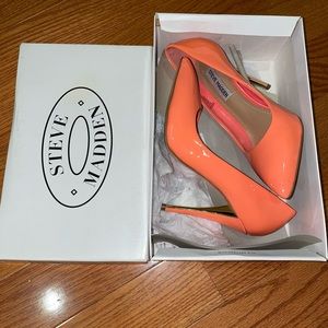 Steve Madden Leena Coral Patent Leather Stiletto Heels Womens Size 7